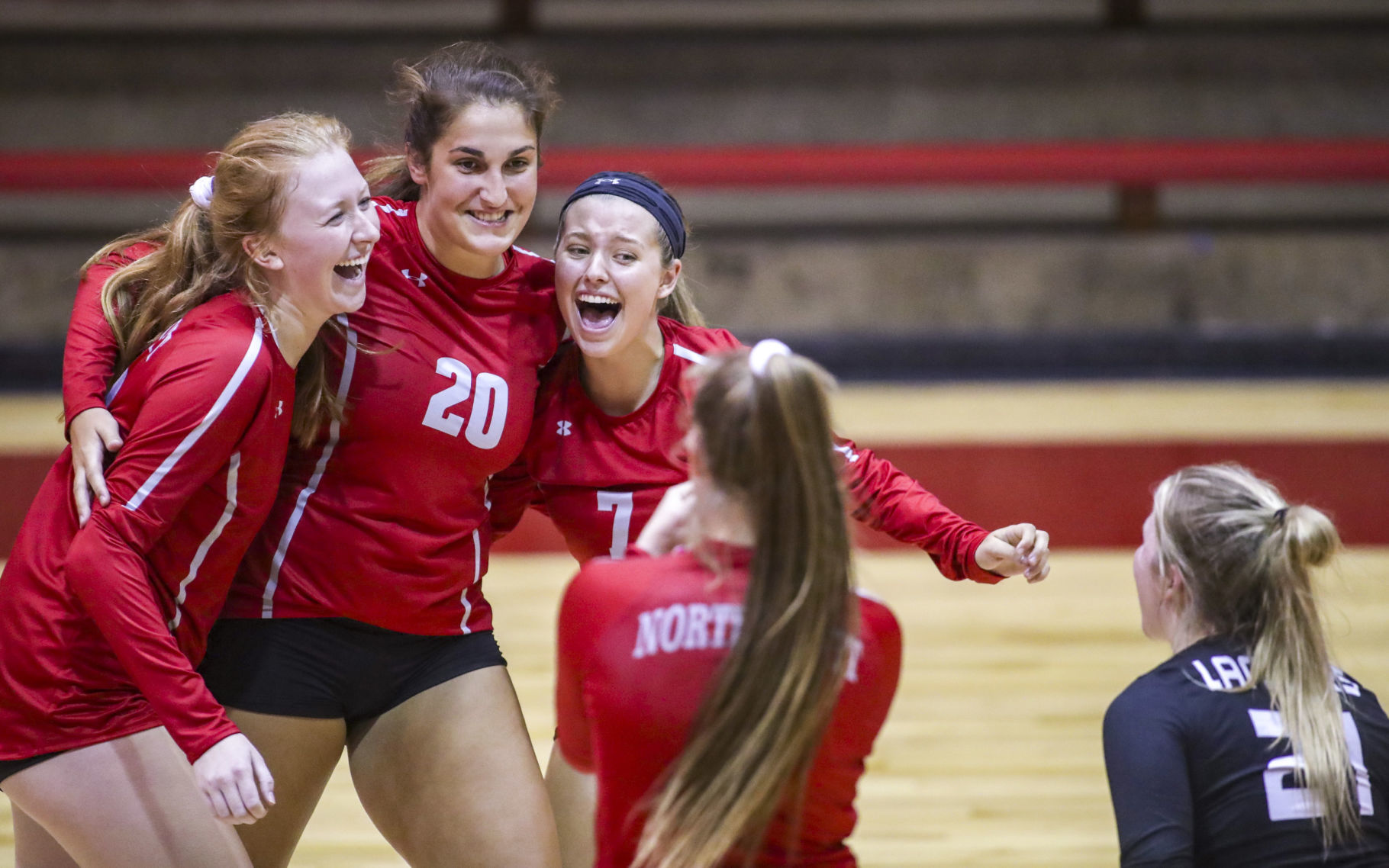 082118-mac-volleyball-016
